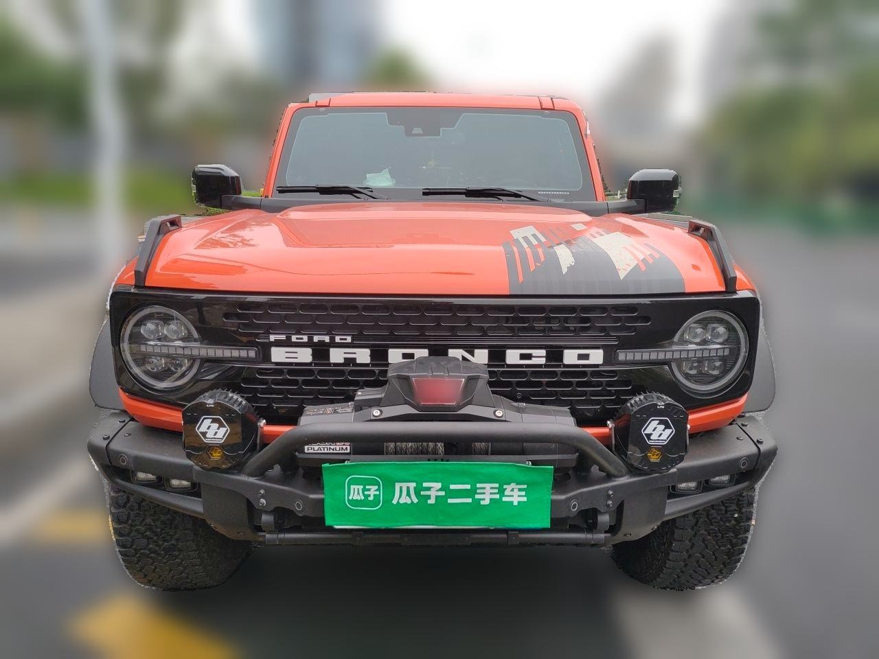 Ford Bronco - фото 1
