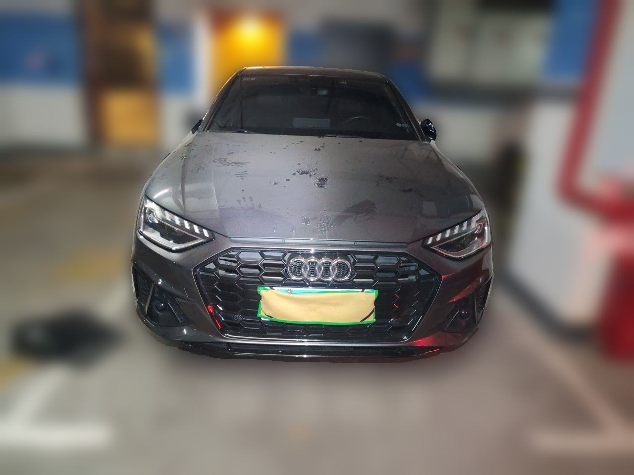 Audi A4L - фото 1