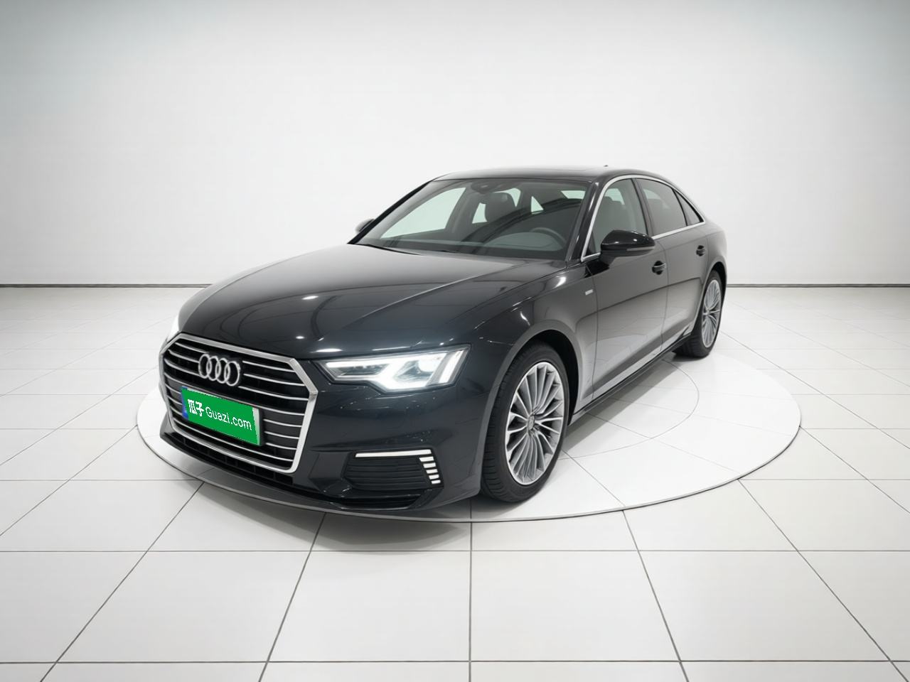 Audi A6L - фото 0