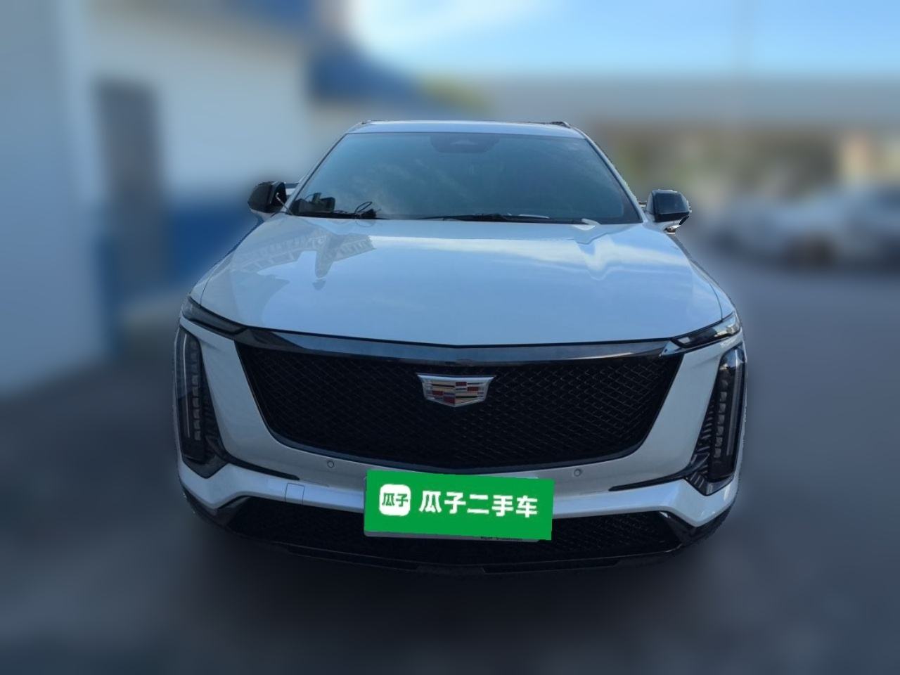 Cadillac XT5 - фото 1