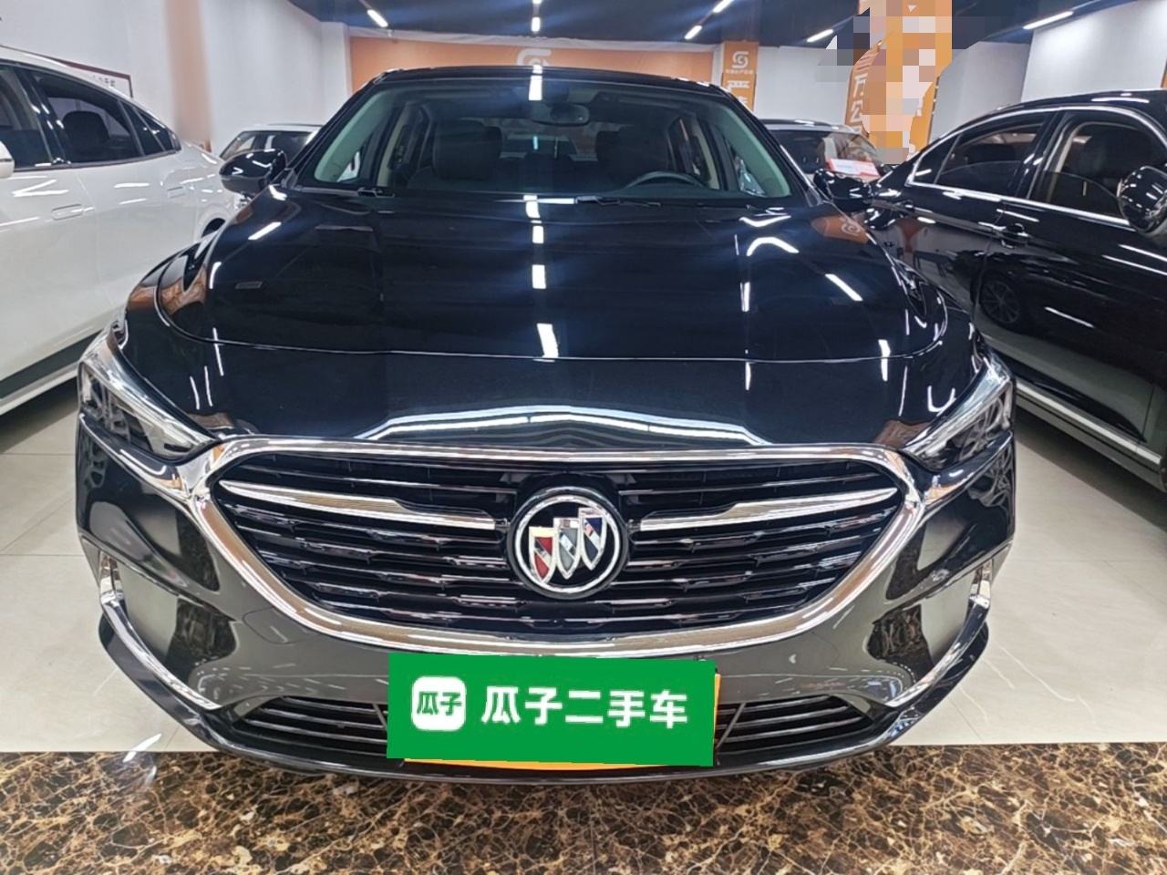 Buick LaCrosse - фото 1