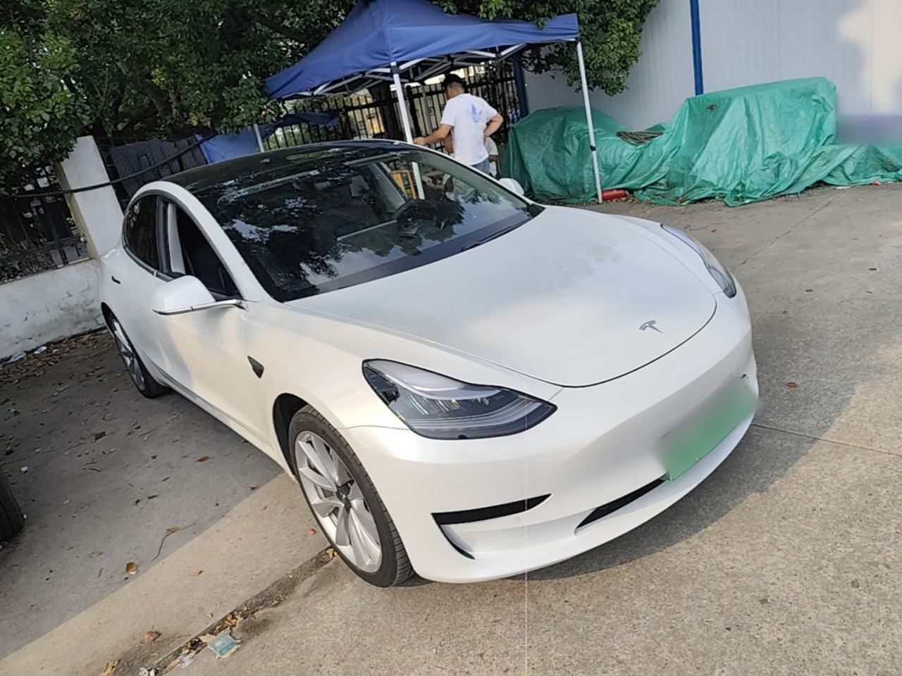 Tesla Model 3 - фото 2