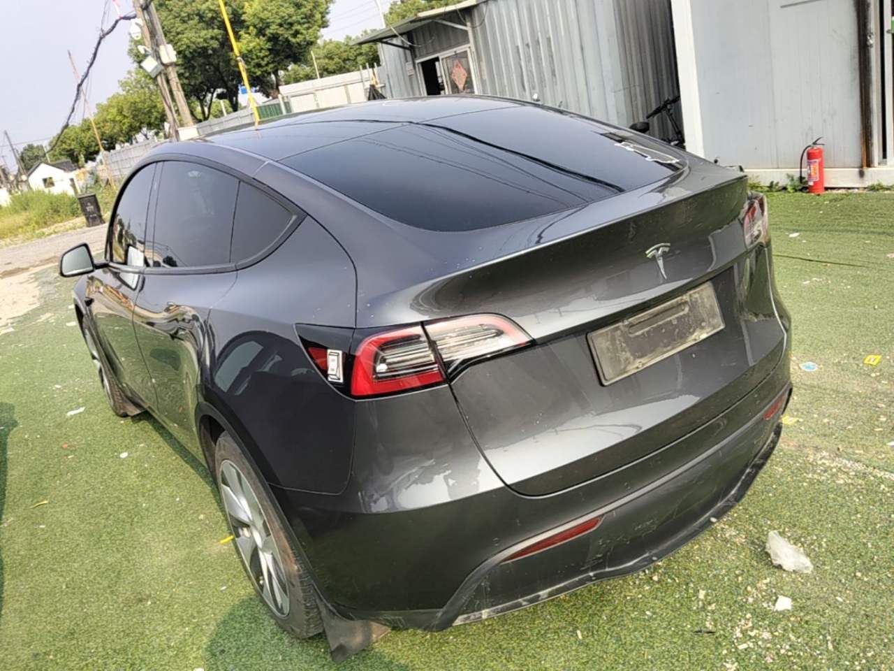 Tesla Model Y - фото 3