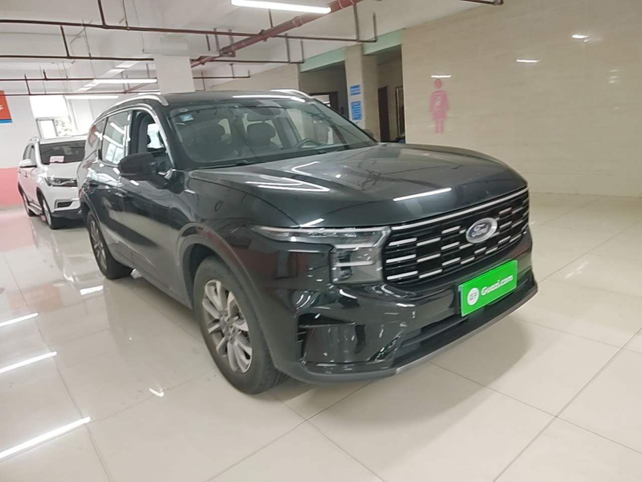 Ford Edge - фото 4