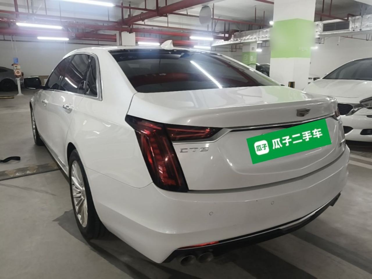 Cadillac CT6 - фото 3