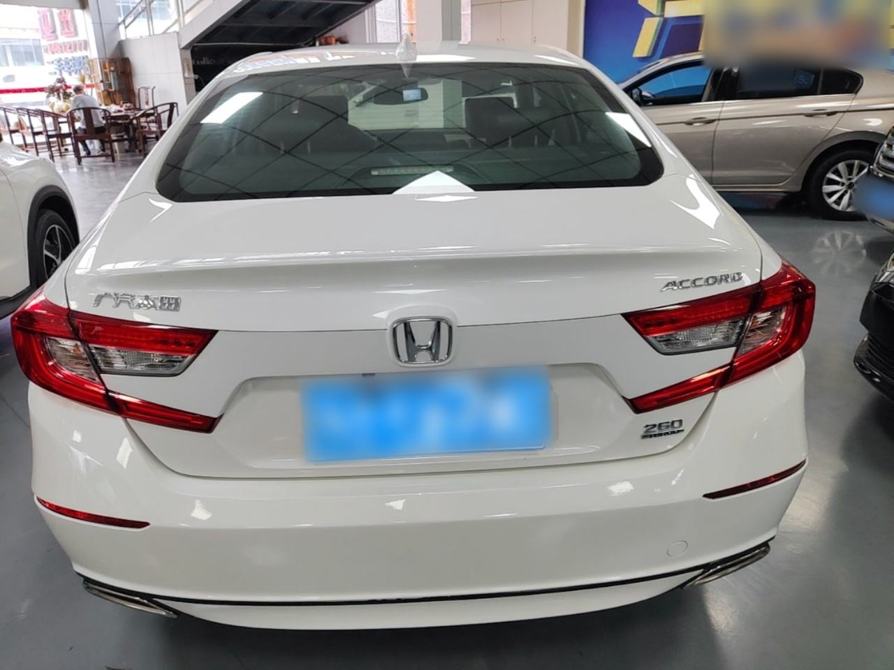 Honda Accord - фото 4
