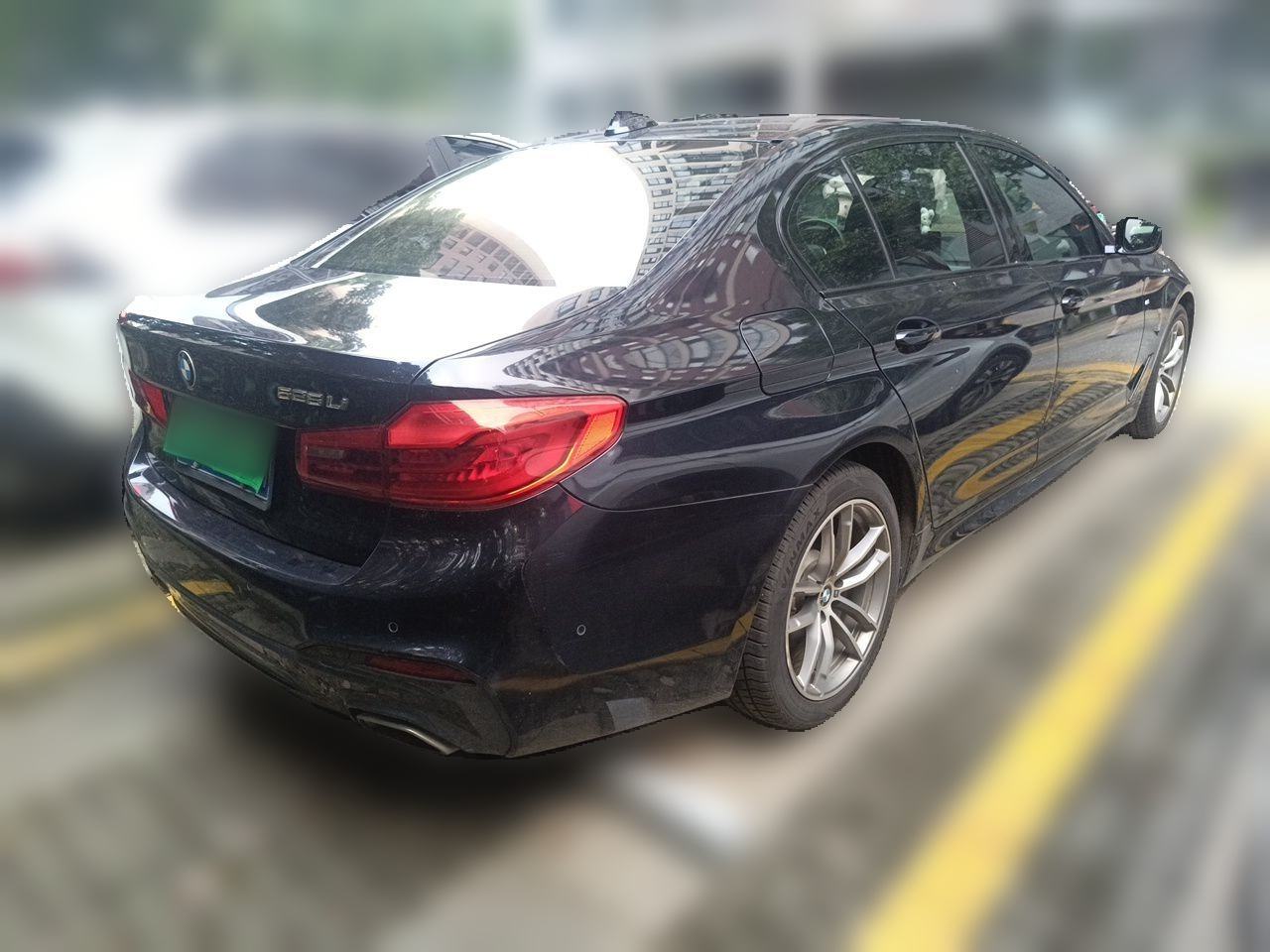 BMW 5-Series - фото 3