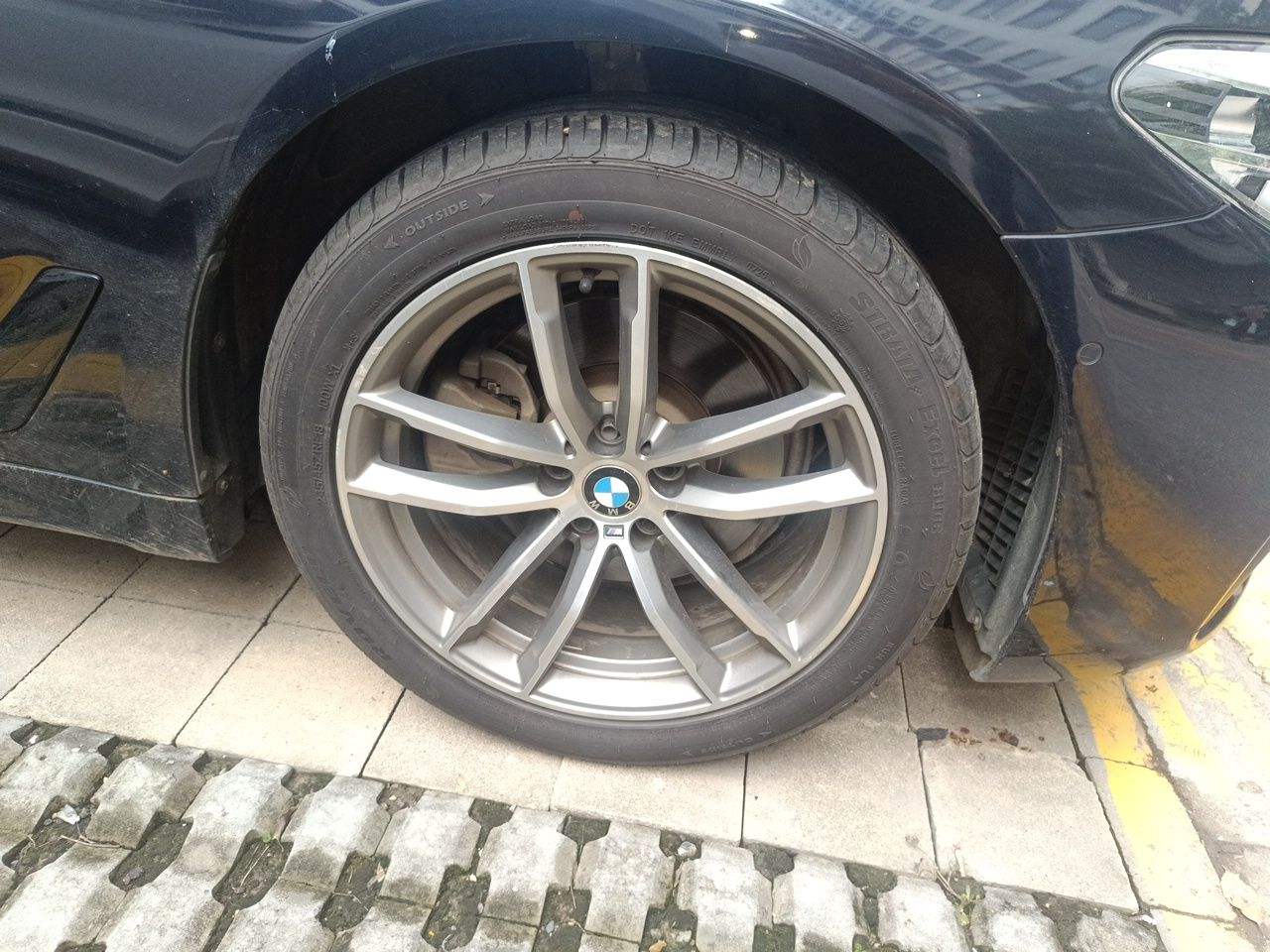BMW 5-Series - фото 4