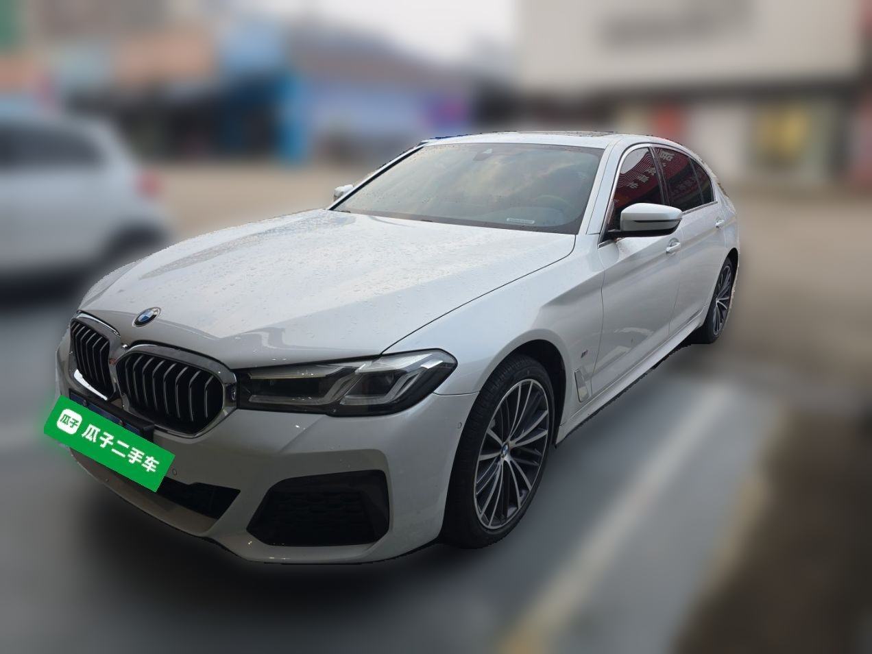 BMW 5-Series - фото 0