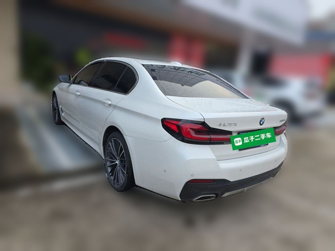 BMW 5-Series - фото 3