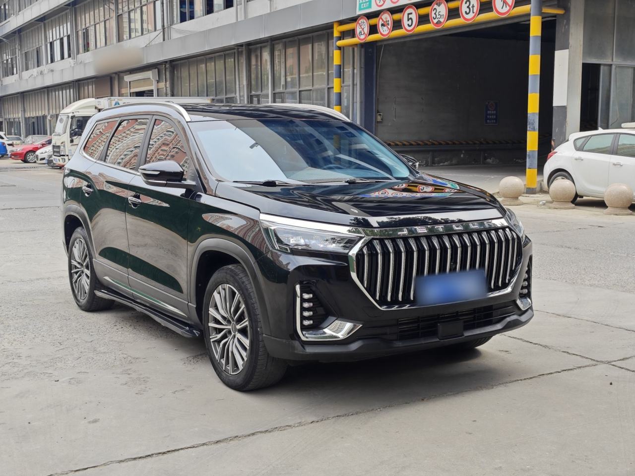 Jetour X90 PLUS - фото 2