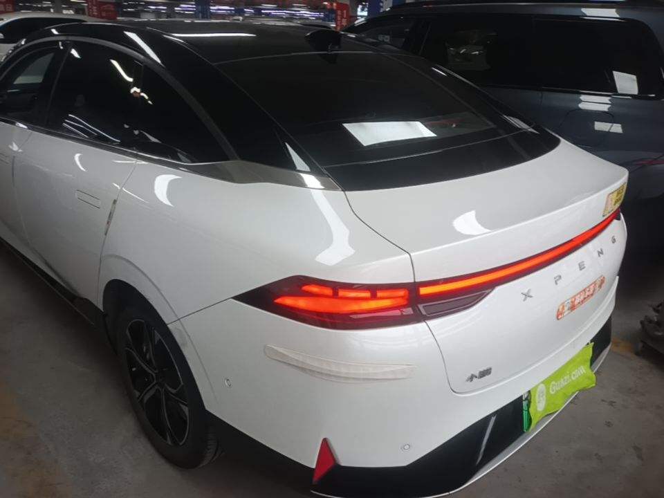 XPeng P5 - фото 2
