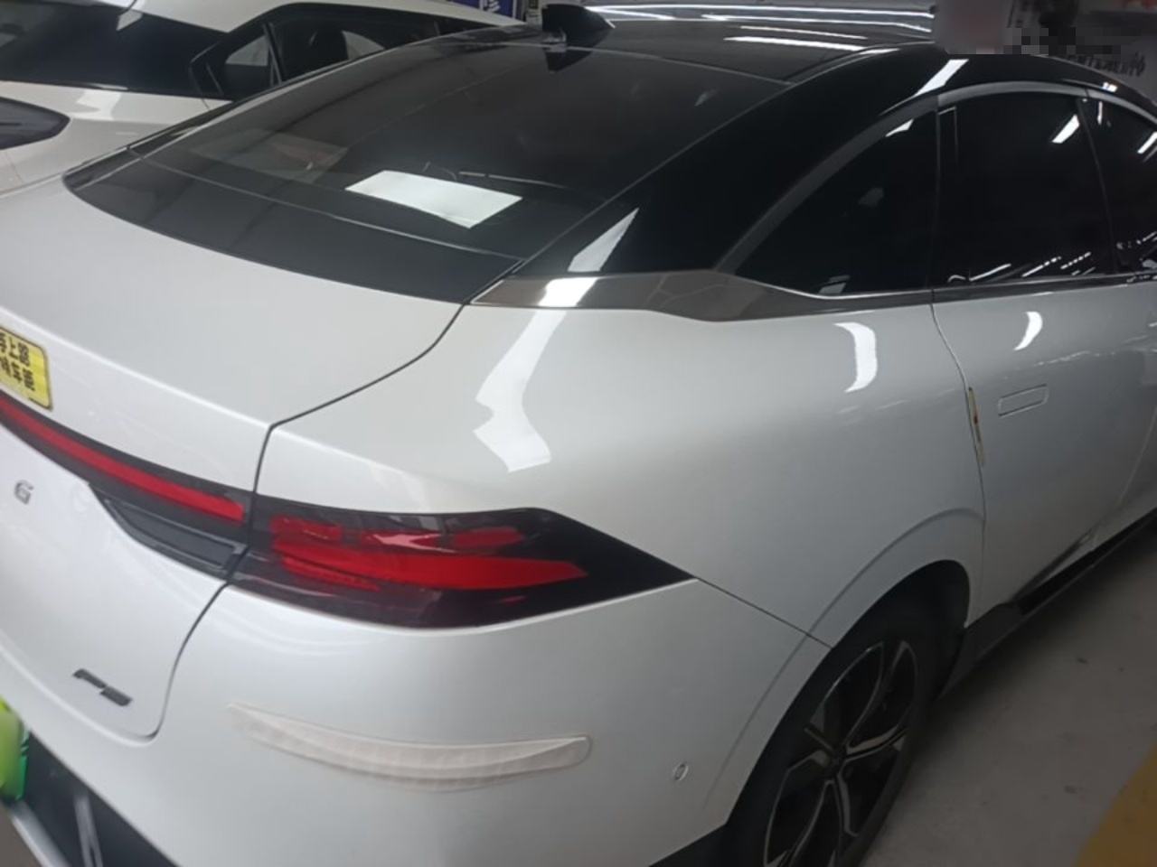 XPeng P5 - фото 3