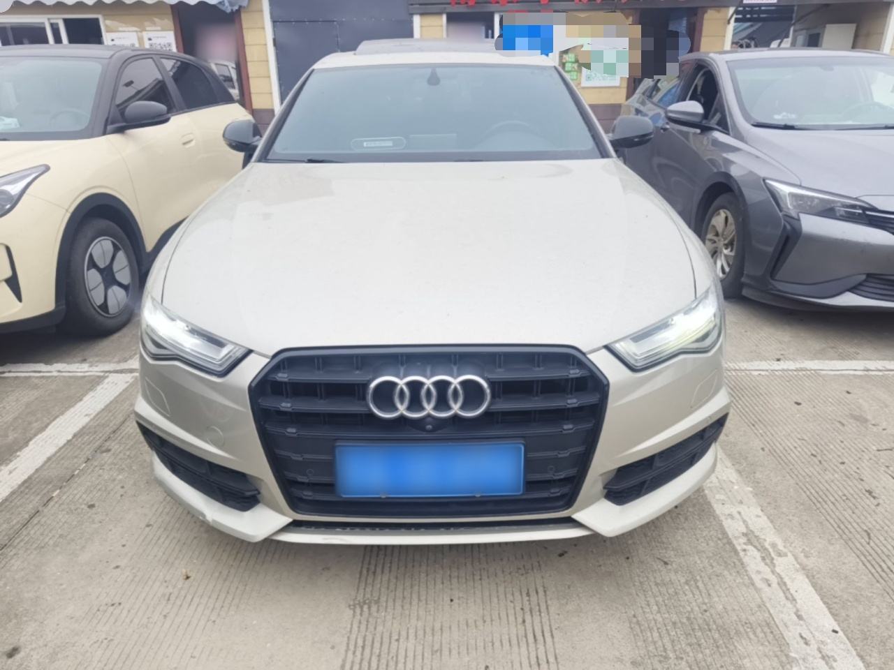 Audi A6L - фото 1