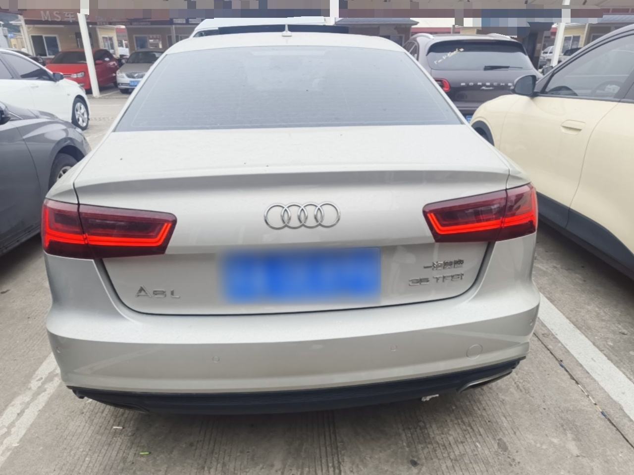 Audi A6L - фото 2
