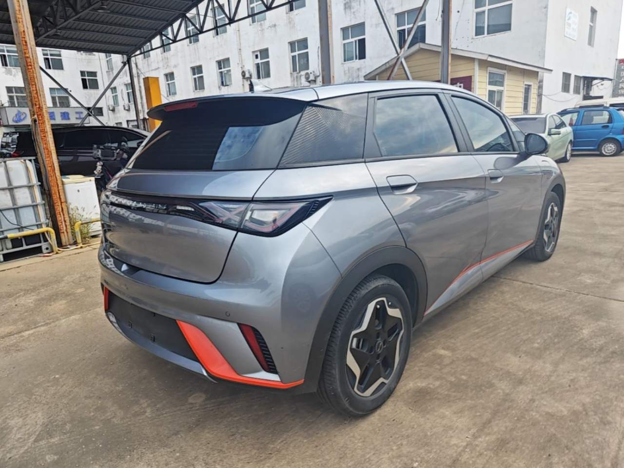 BYD Dolphin - фото 3