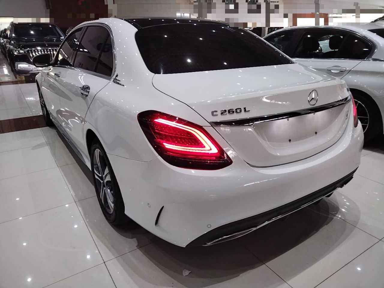 Mercedes-Benz C-Class - фото 3