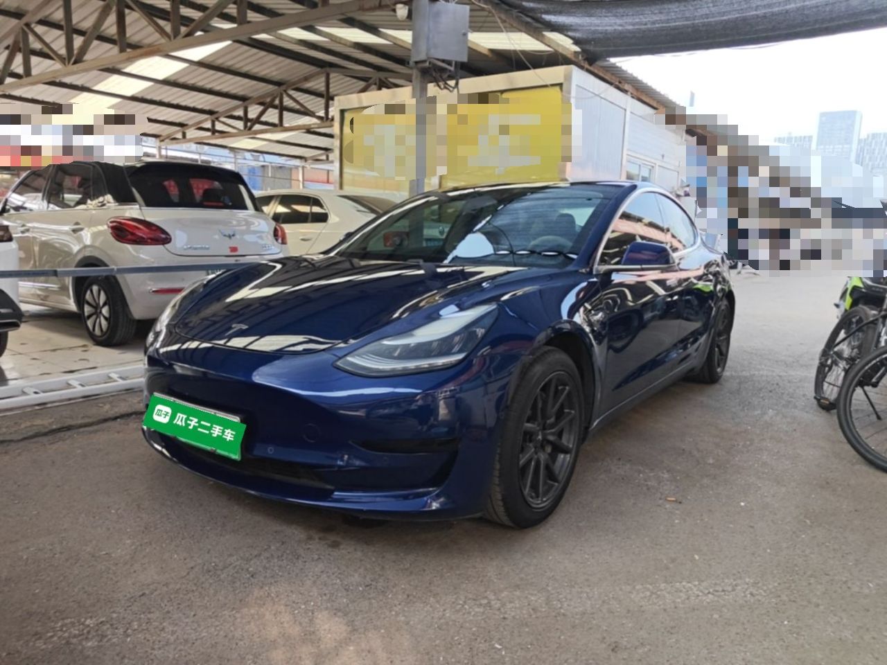 Tesla Model 3 - фото 0