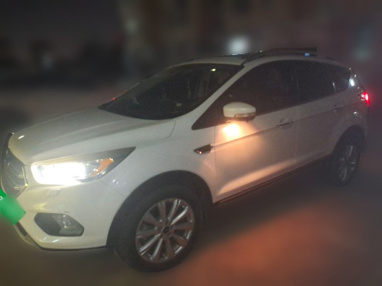 Ford Kuga - фото 0