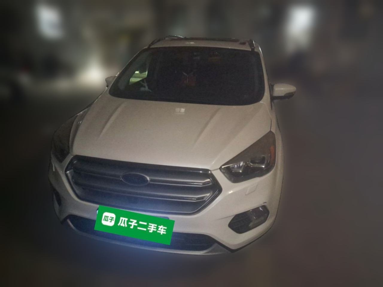 Ford Kuga - фото 1