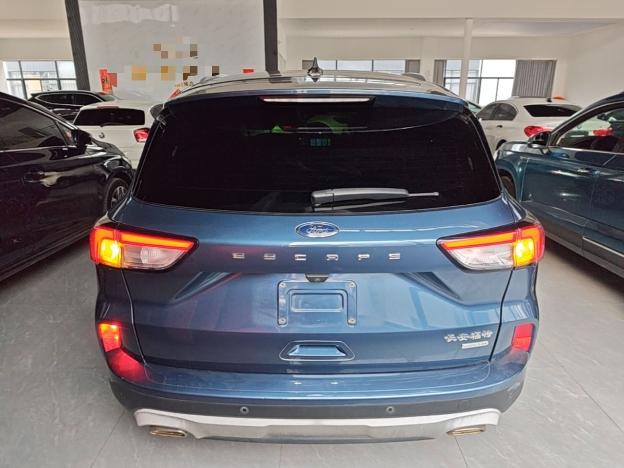 Ford Escape - фото 4