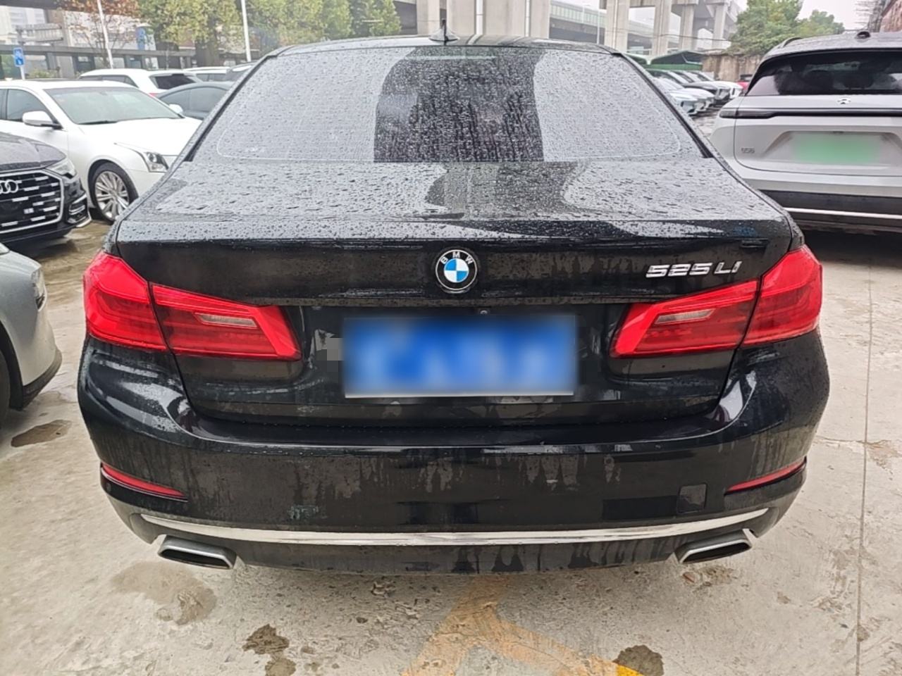 BMW 5-Series - фото 4