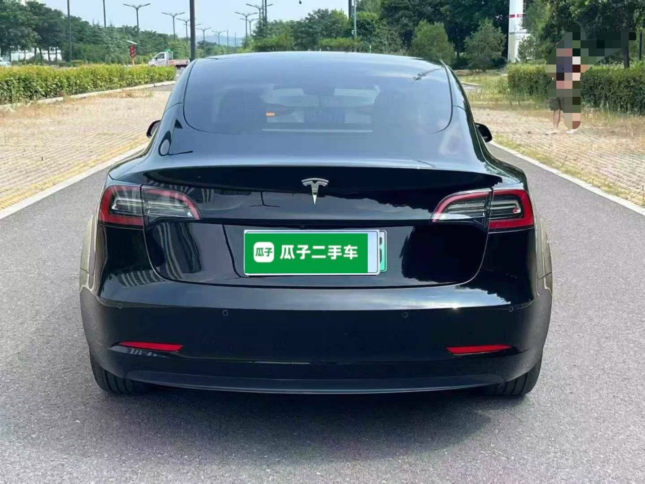 Tesla Model 3 - фото 4