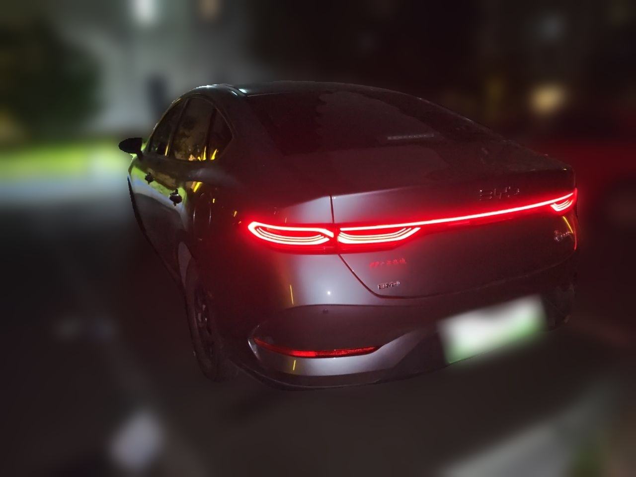 BYD Qin PLUS DM - фото 3