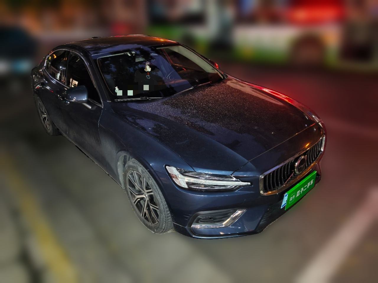 Volvo S60 - фото 2