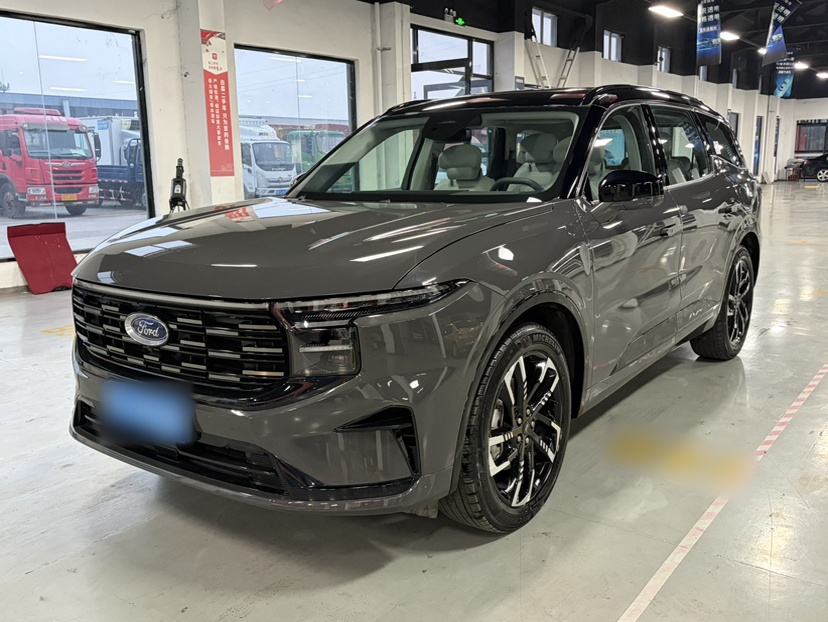 Ford Edge - фото 0