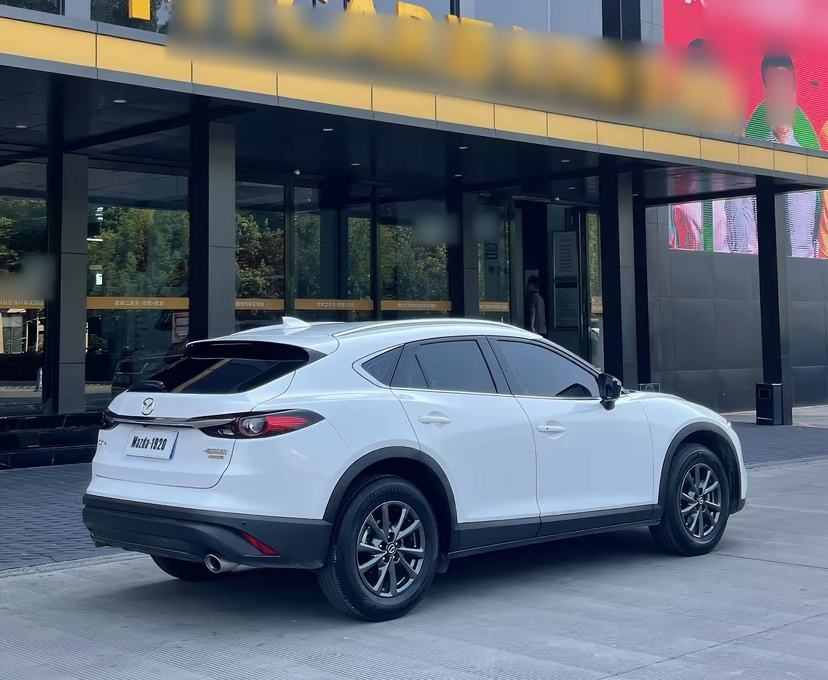 Mazda CX-4 - фото 4