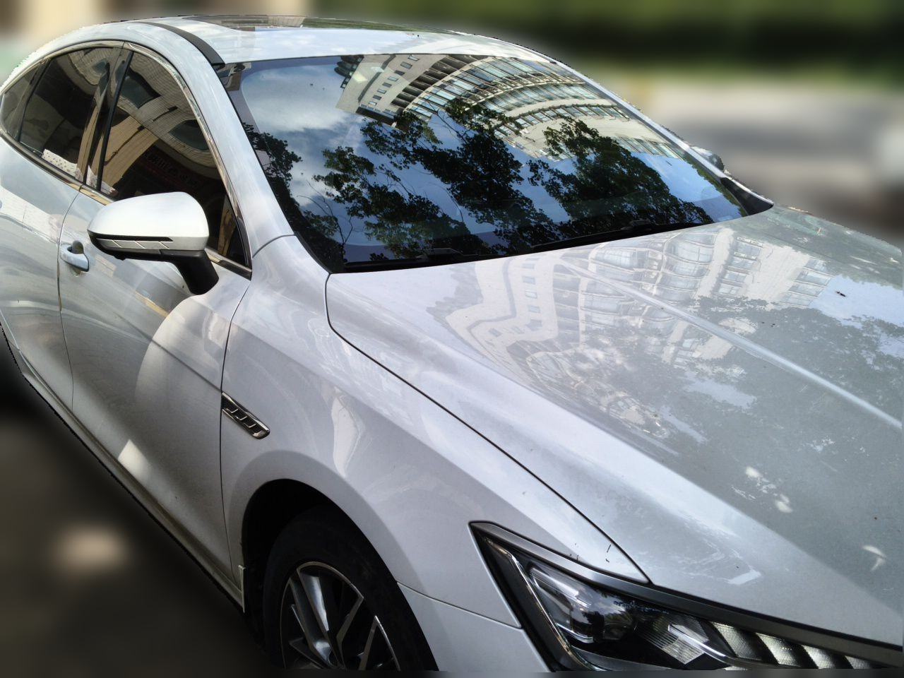 BYD Qin PLUS DM - фото 2
