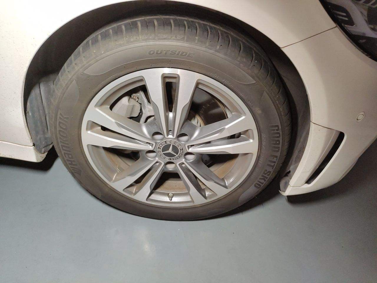 Mercedes-Benz C-Class - фото 4