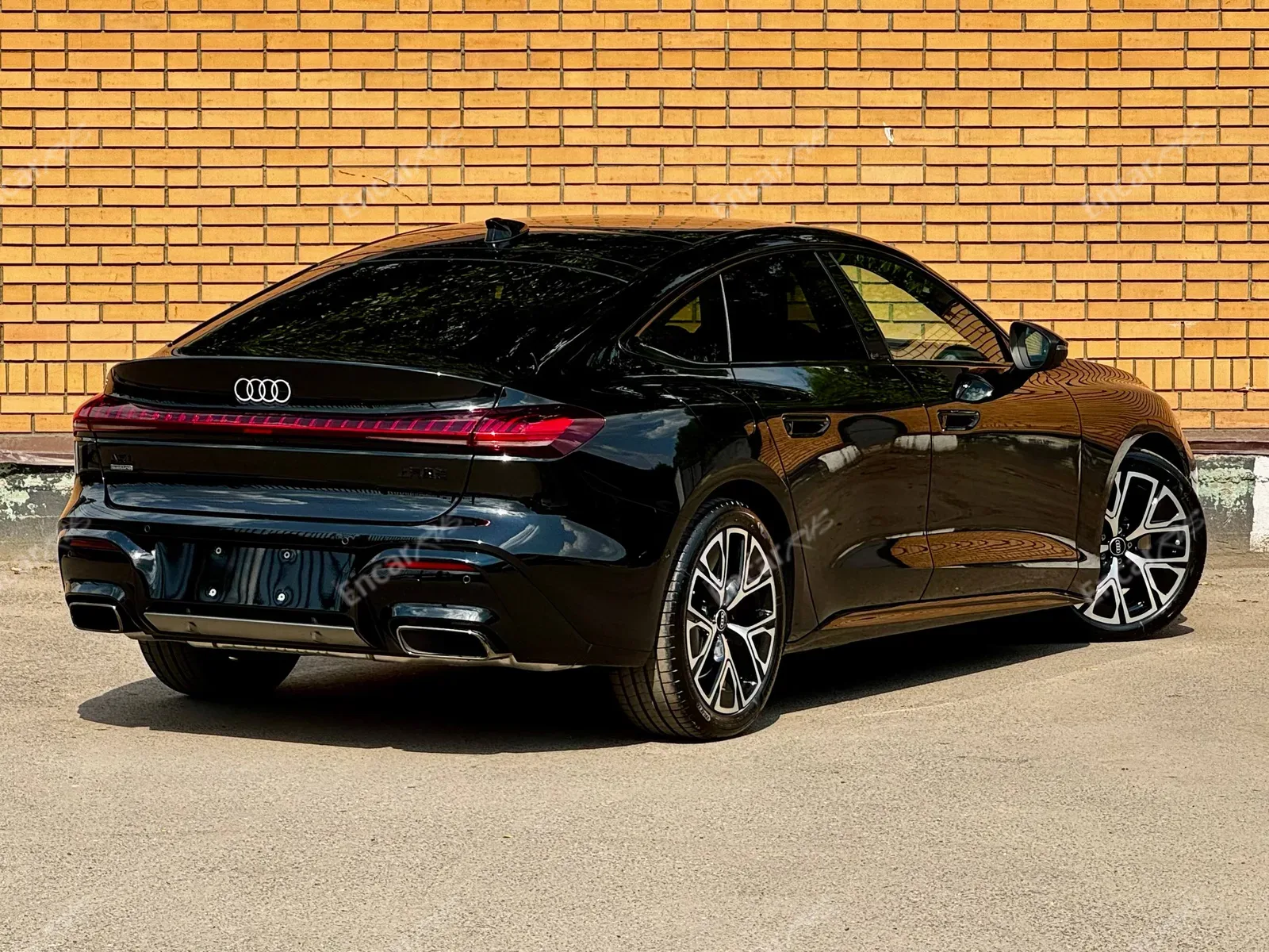 Дизайн Audi A5L 2026 — решётка Singleframe и LED-оптика