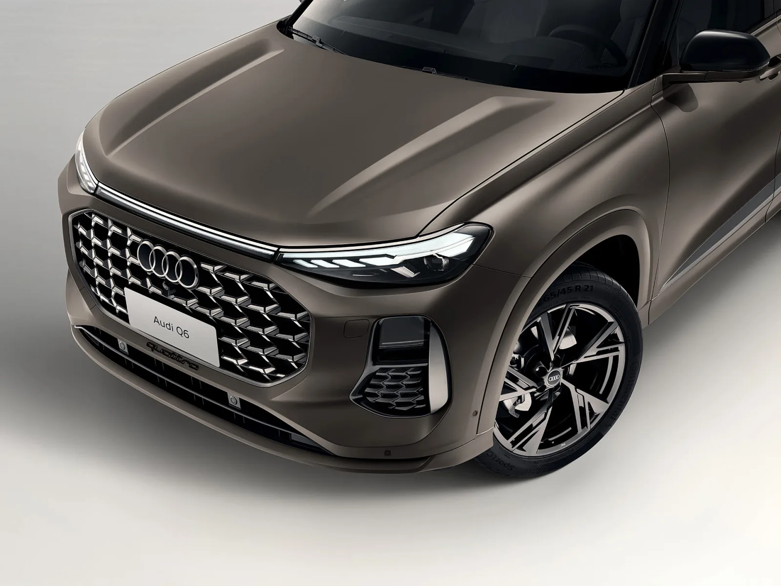 Audi Q6 2026 — вид спереди