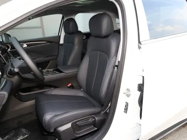 Сиденье водителя Geely Emgrand 2026