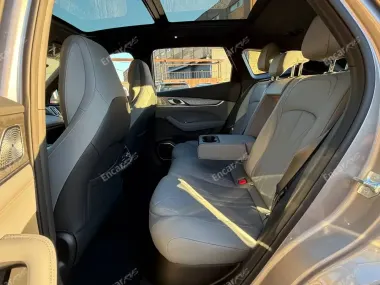 Салон Geely Galaxy M7 2026 — второй ряд сидений
