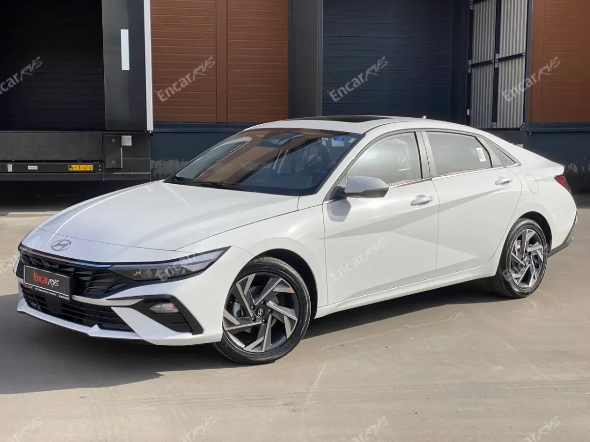 Hyundai Elantra 2026, фото 1