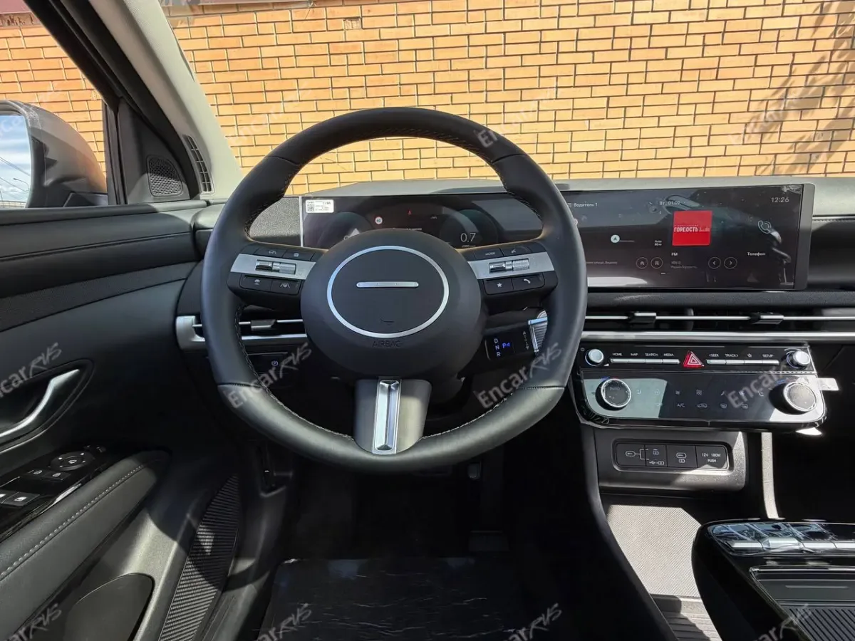 Место водителя Hyundai Tucson L 2026