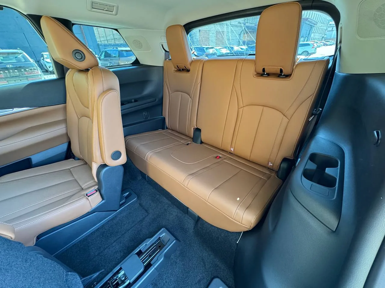 Третий ряд сидений Infiniti QX60