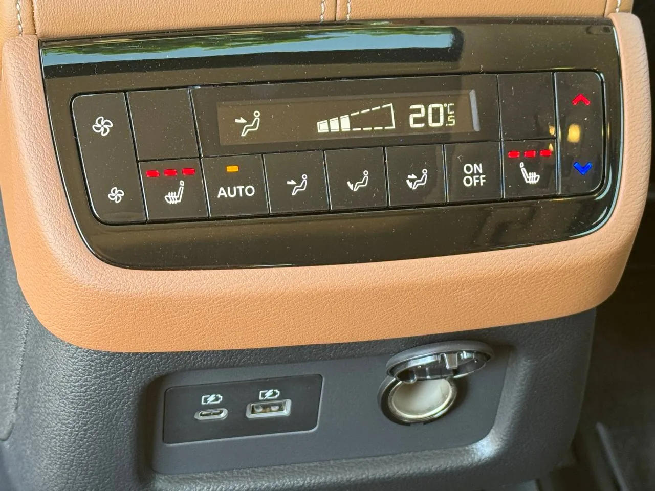 Климат-контроль Infiniti QX60