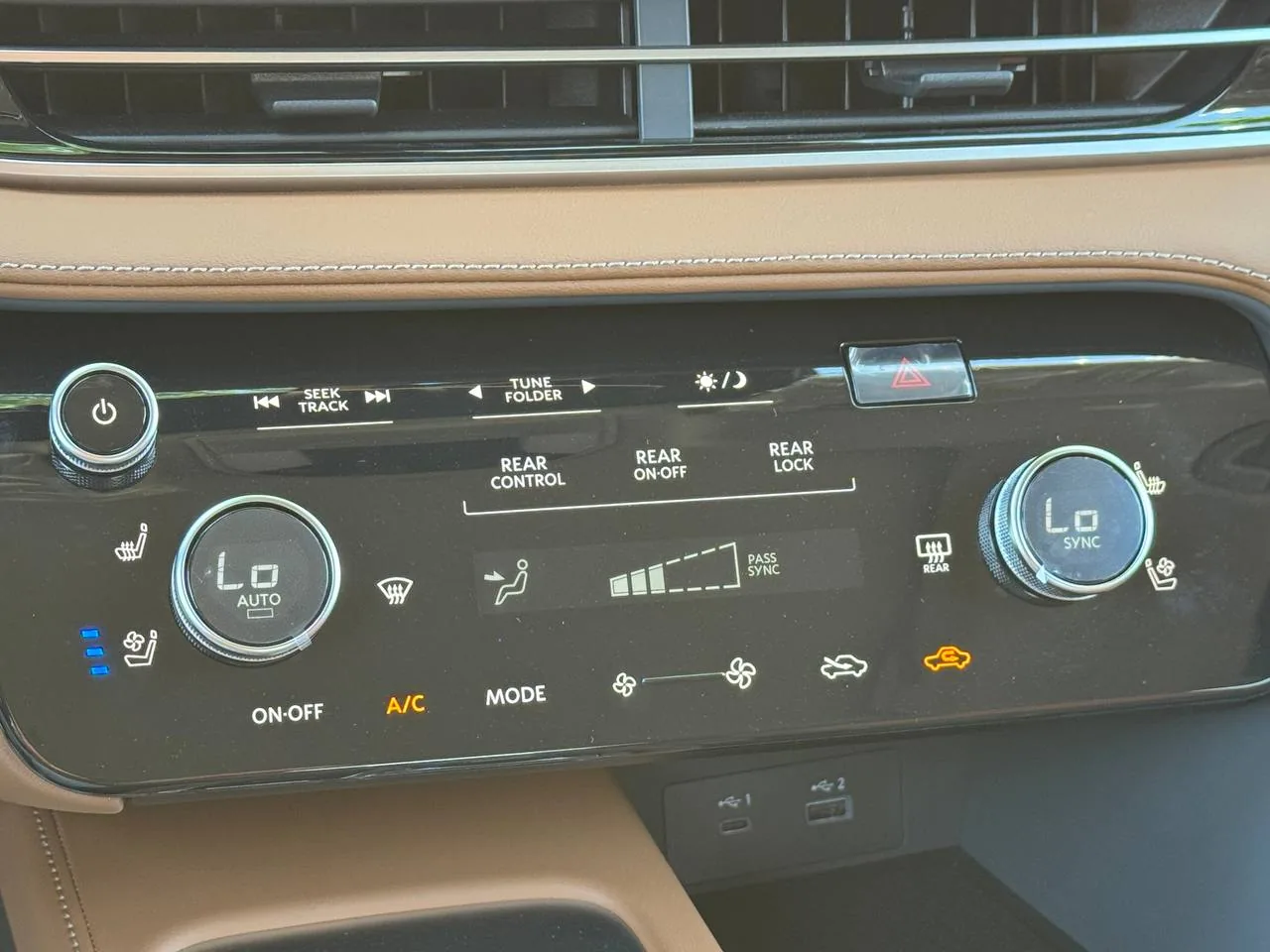 Климат задних рядов Infiniti QX60