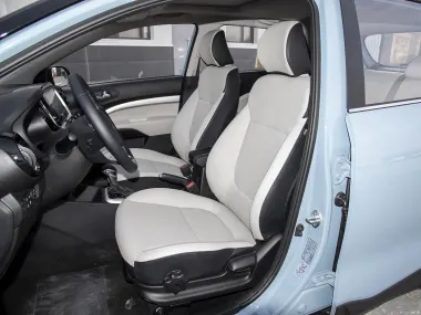 Передние сиденья Kia KX1 2026