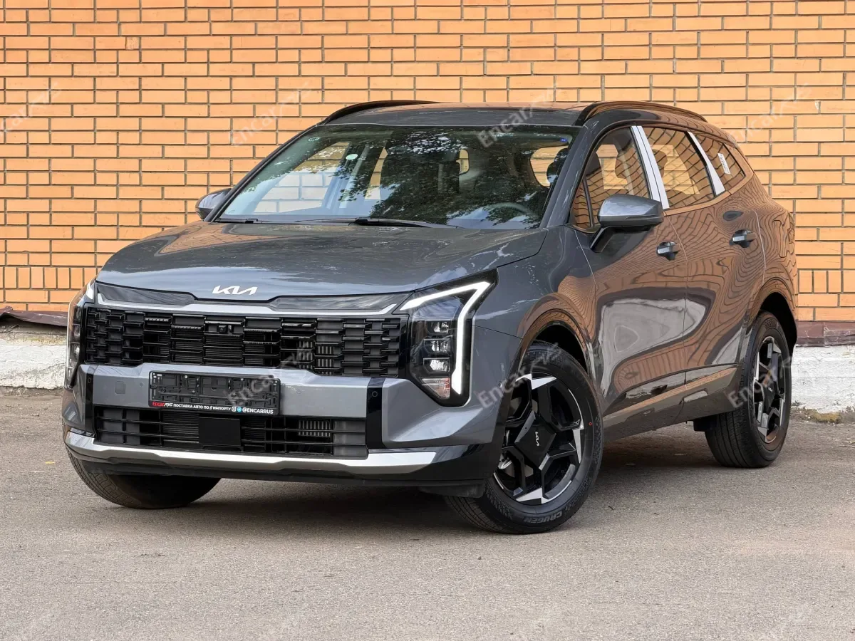 Kia Sportage 2026 — вид спереди три четверти