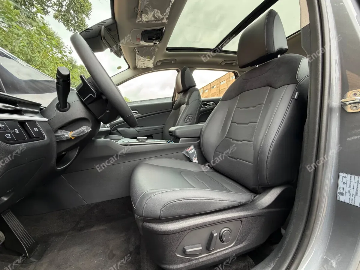 Передние сиденья Kia Sportage 2026