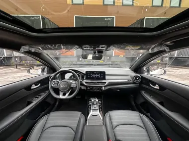 Kia K3 фото 12
