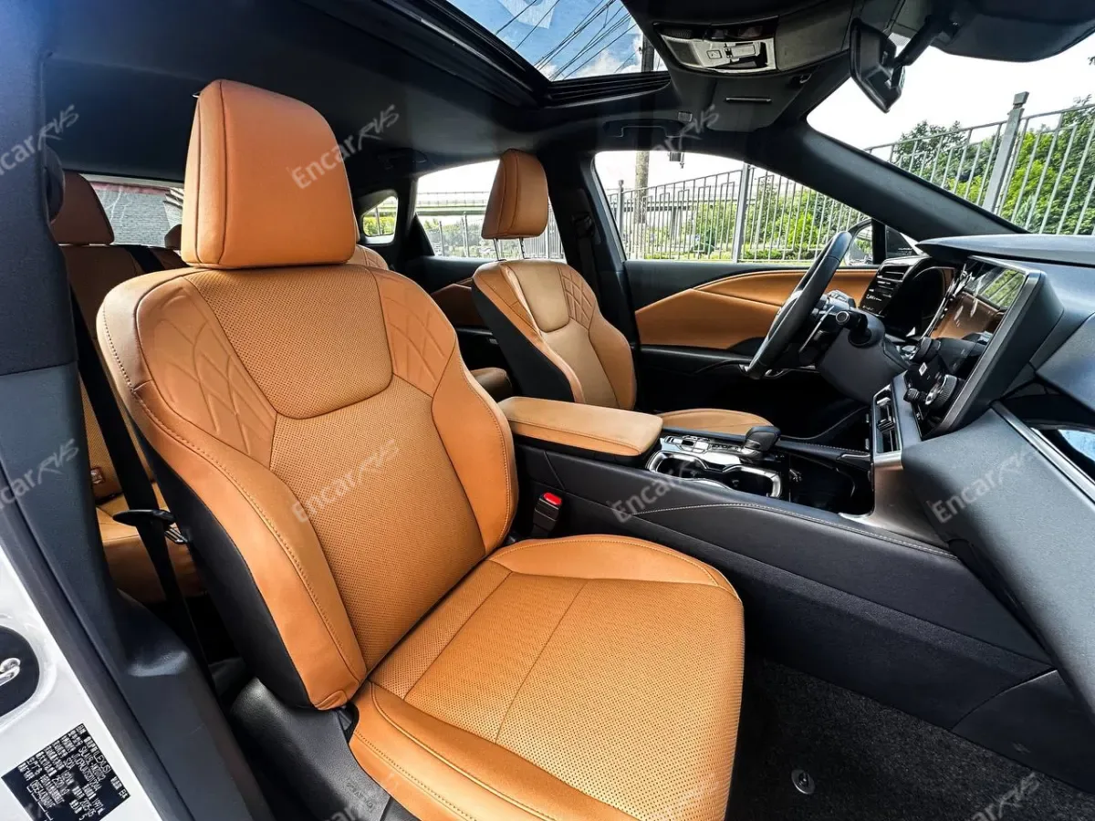 Передние сиденья Lexus RX 2026