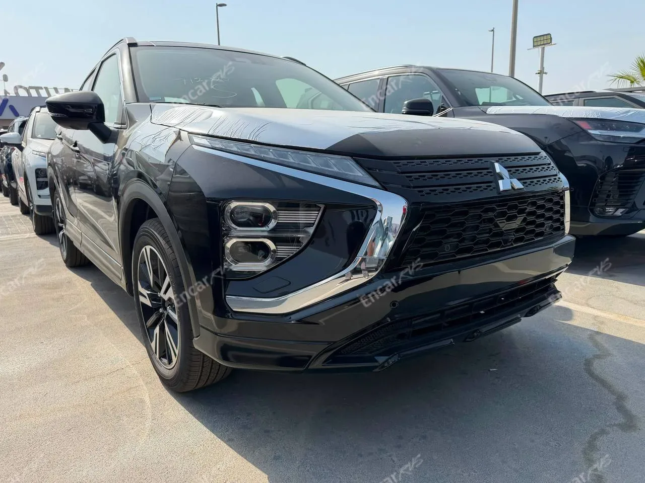 Mitsubishi Eclipse Cross 2026 чёрный — вид спереди
