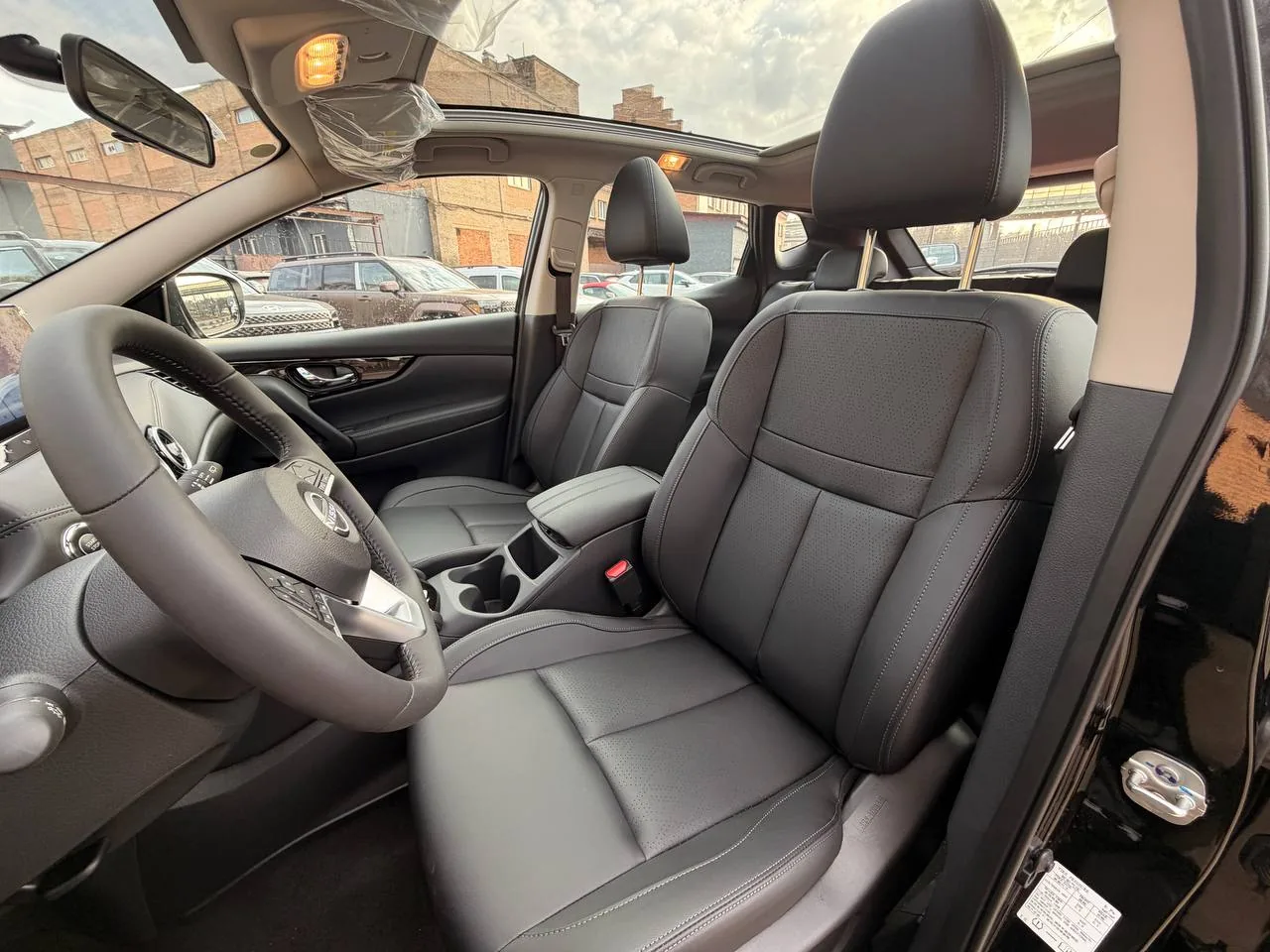 Передние кресла Nissan Qashqai 2026