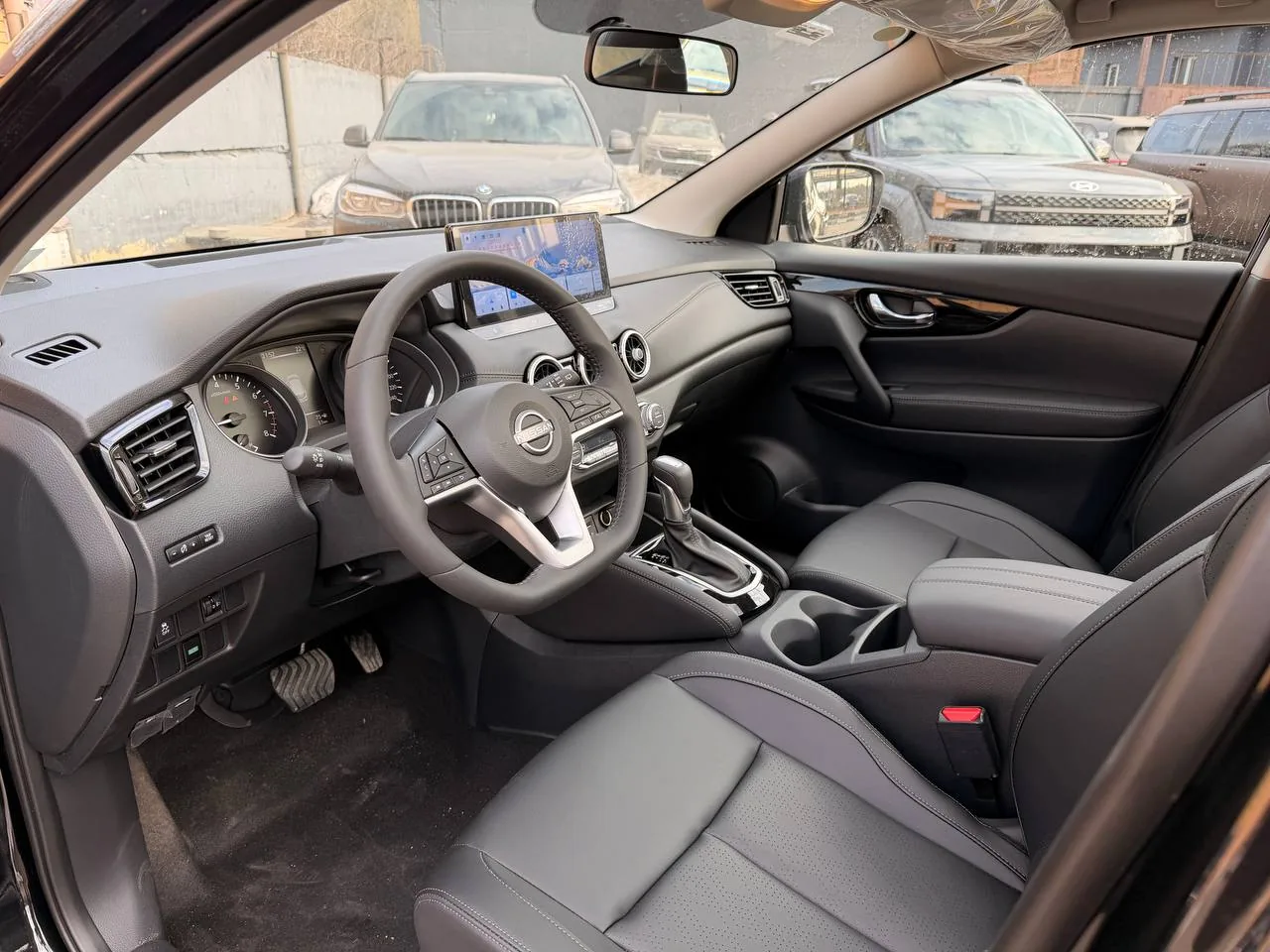 Салон Nissan Qashqai 2026 — реальное фото